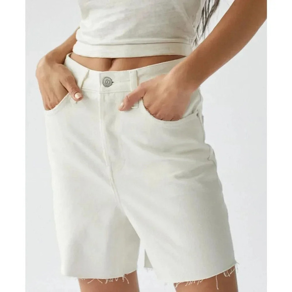 BDG ‘90s Denim Short NWOT - Picture 1 of 4